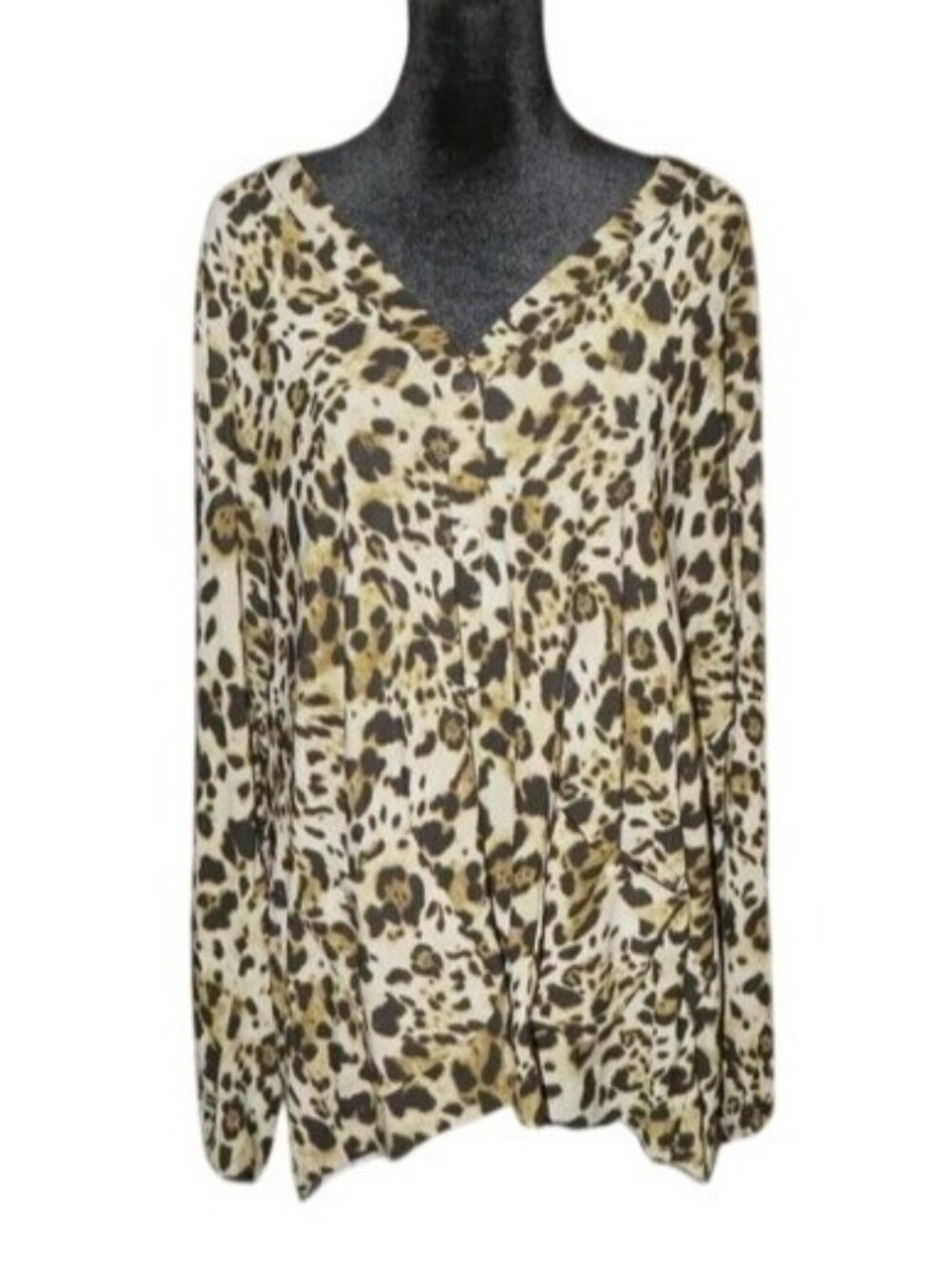 Jones New York Plus Size 3X Leopard Button up blouse Top with front pockets